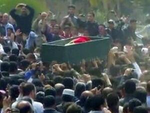 المرصد اشار الى مقتل خمسة عناصر من القوات النظامية في عمليات استهدفتهم