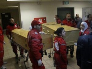 جثماني الصحافية الاميركية ماري كولفن والمصور الفرنسي ريمي اوشليك