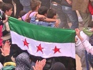 استقالة غليون تلهب الصراع على المنصب