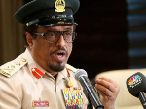 نائب رئيس شرطة دبي" ضاحي خلفان"