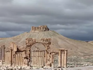 المدينة السورية التاريخية "بالميرا" (تدمر الحالية) 