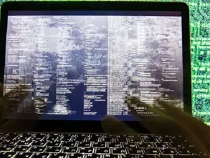 الاستخبارات الأمريكية تدعي أنها بمساعدة البرامج التجسسية تمكنت من منع العديد من الهجمات الإرهابية 