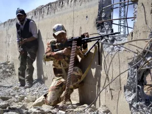 Fierce battles broke out in the Deir Ezzor countryside, east Syria, between Syrian Democratic Forces (SDF) and regime supporters. (AFP/ File Photo)