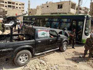 فجر الجمعة الماضي قصفت البوارج العسكرية الأمريكية أهدافاً عسكرية تابعة لنظام الأسد