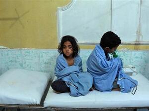Syrian children receive treatment for an alleged chemical attack at a makeshift clinic on the village of al-Shifuniyah in the Eastern Ghouta Area. (AFP/ File Photo)