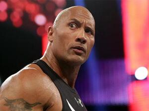 المصارع العالمي The Rock