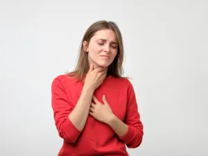 من أعراض خمول الغدة الدرقية نزيف شديد خلال الدورة الشهرية

