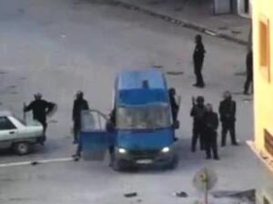 نشر لجيش التونسي سيطرته على البلاد
