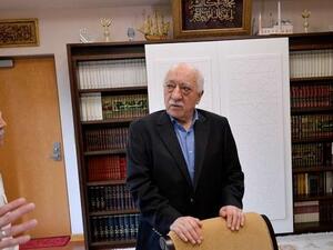 رجل الدين البارز فتح الله غولن المقيم في الولايات المتحدة