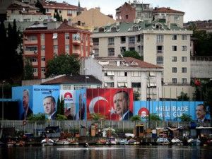 53 ناخب تركي دعيوا لاختيار رئيس من احد ثلاثة مرشحين