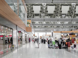 Six Saudi travelers were detained in the Istanbul airport for ten hours and denied entry to Turkey on accusations of having ties to Daesh. (Shutterstock)