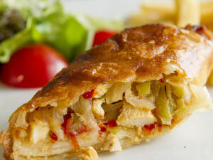 فطيرة الدجاج التركية الحارة

