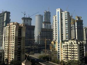 An Arab resident suffered serious issues and fractures after falling off the 5th floor in UAE. (AFP/ File Photo)