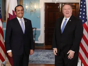 U.S. Secretary of State Mike Pompeo (R), welcomes Qatari Foreign Minister Sheikh Mohammed bin Abdulrahman Al Thani, at the Department of State, on June 26, 2018 in Washington. (AFP/ File)