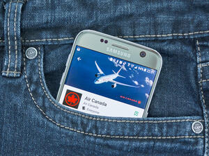  Canada mobile application. (Shutterstock)