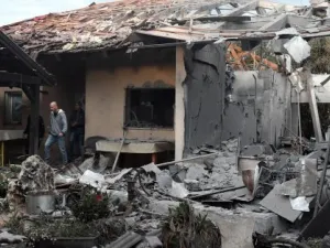 Israel says a long-range rocket launched from the Gaza Strip struck a house in central Israel  (Twitter)
