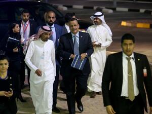 United Nations Special Envoy to Yemen, Ismail Ould Cheikh Ahmed (C) arrives to give a press conference at the Information ministry in Kuwait City on April 26, 2016. (AFP/Yasser al-Zayyat)