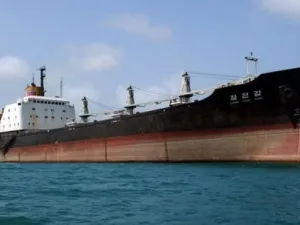 “The Egyptian authorities already confiscated and destroyed the shipment in the presence of a panel of experts from the 1718 Committee on North Korea's sanctions in the Security Council," Foreign Ministry spokesman Ahmed Abu Zeid said (AFP/File Photo)