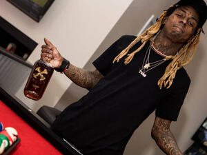 Lil Wayne's Album is Number 1 in the U.S (Source: liltunechi / Instagram) 