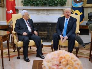 واشنطن تهدد عباس "بنتائج معاكسة" إذا ألغى لقاءه بنائب ترامب
