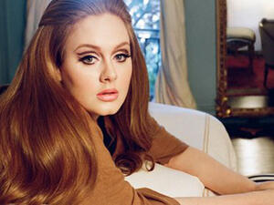 النجمة العالمية أديل