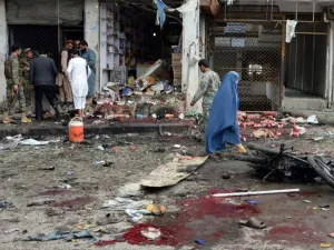 مقتل 8 رجال شرطة أفغان في هجوم انتحاري لطالبان