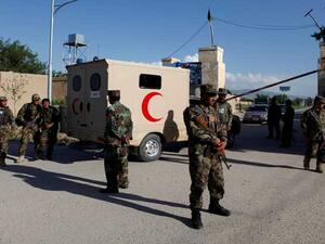 استقالة وزير الدفاع ورئيس هيئة أركان الجيش في افغانستان
