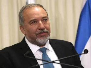 Israeli Defense Minister Avigdor Lieberman is adamant Israel will not cooperate with the International Inquiry into Deaths of 15 Palestinians  (AFP/File Photo)	