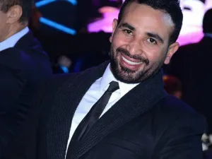أحمد سعد ينهي شهر العسل