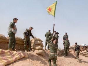 بومبيو: تركيا تعهّدت "حماية" المقاتلين الأكراد في سوريا

بومبيو: تركيا تعهّدت "حماية" المقاتلين الأكراد في سوريا