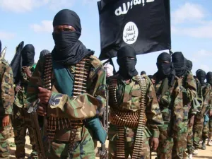 الجيش الأمريكي يقول نفذ ضربة جوية ضد الدولة الإسلامية في الصومال
