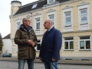 عائلة سورية لاجئة تتعرض لمحاولة حرق متعمّد والشرطة تبحث عن الجناة