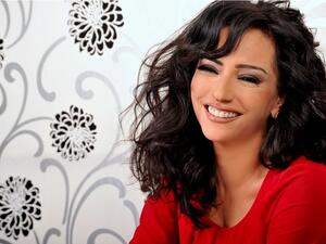  الفنانة السورية أمل عرفة