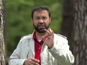  امجد قورشة 