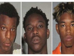 الشرطة الأمريكية تعتقل ثلاثة شبان سود سرقوا أسلحة بقصد استخدامها ضد افرادها