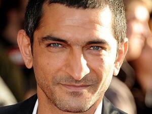 عمرو واكد يستعد لتصوير (الثعلب)