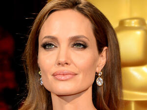  أنجلينا جولي