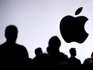 Attendees wait for the start of the 2017 Apple Worldwide Developer Conference (WWDC). (Justin Sullivan/ AFP) Attendees wait for the start of the 2017 Apple Worldwide Developer Conference (WWDC). (Justin Sullivan/ AFP)
