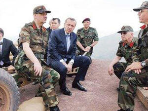 أردوغان: الطوارئ مستمرة حتى تسوية كل شيء
