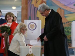 344 ألف و714 شخصا أدلوا بأصواتهم بنسبة 13.32٪