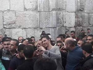 نجل الأسد يتجول في "الأموي" ودمشق القديمة