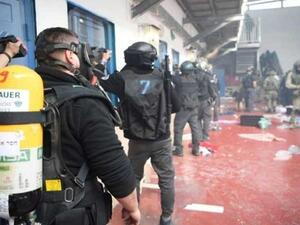 الأسرى في سجن عوفر أعادوا وجبات الطعام الإثنين وصباح الثلاثاء