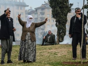 الشرطة التركية تقمع احتجاجات على منع التجول