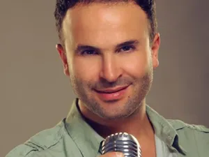 أيمن زبيب