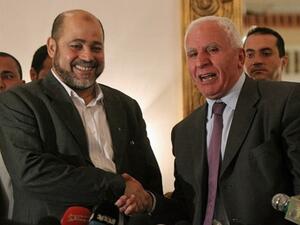 أكد الأحمد أن "من حق الشعب الفلسطيني أن يدافع عن نفسه في مواجهة الاحتلال" 