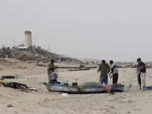 استشهاد صياد فلسطيني برصاص البحرية المصرية 