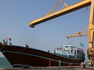 مسؤول حكومي: لم تهيأ الطريق أمام فريق الحكومة الشرعية لدخول الحديدة