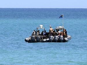 البحرية التونسية تنتشل 10 جثث لمهاجرين غرق مركبهم قبل أسبوع
