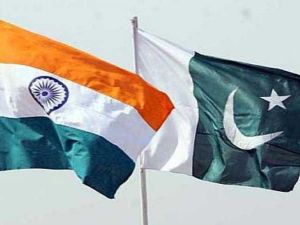 باكستان تعلن عودة 3 دبلوماسيين هنود لبلادهم بعد اتهامات بـالتجس