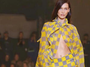 Bella has been dating the Weeknd since May of 2015 (Source: bellahadid / Instagram ) 